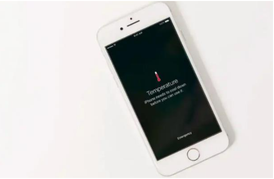 伍家岗苹果手机维修分享iPhone 手机发热如何快速降温 